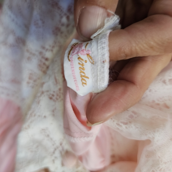 Vintage Linda Underlovelies Pink Nightgown - Picture 5 of 5